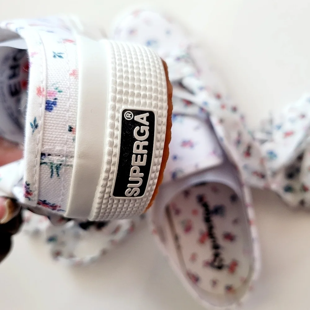 Superga 2402 Floral Ankle Tie Sneakers Size 8.5M